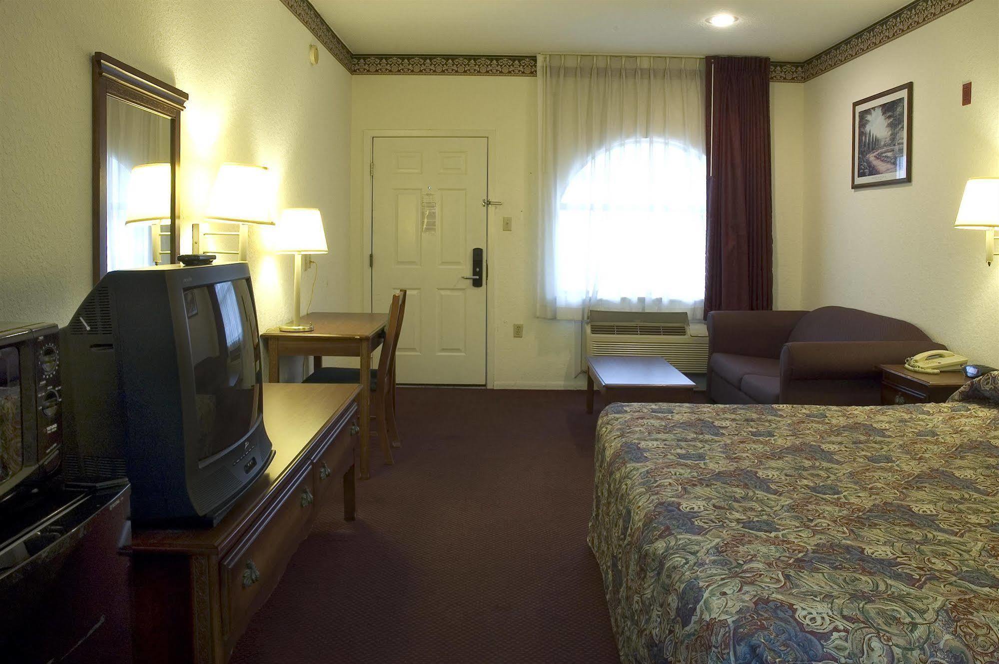 Budget Host Hempstead Inn Brookhollow/Energy Corridor Houston Eksteriør bilde